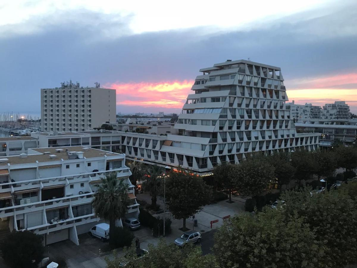 Studio 2-3 Pers Parking Clim Vue Port Et Mer Ла-Гранд-Мот Экстерьер фото