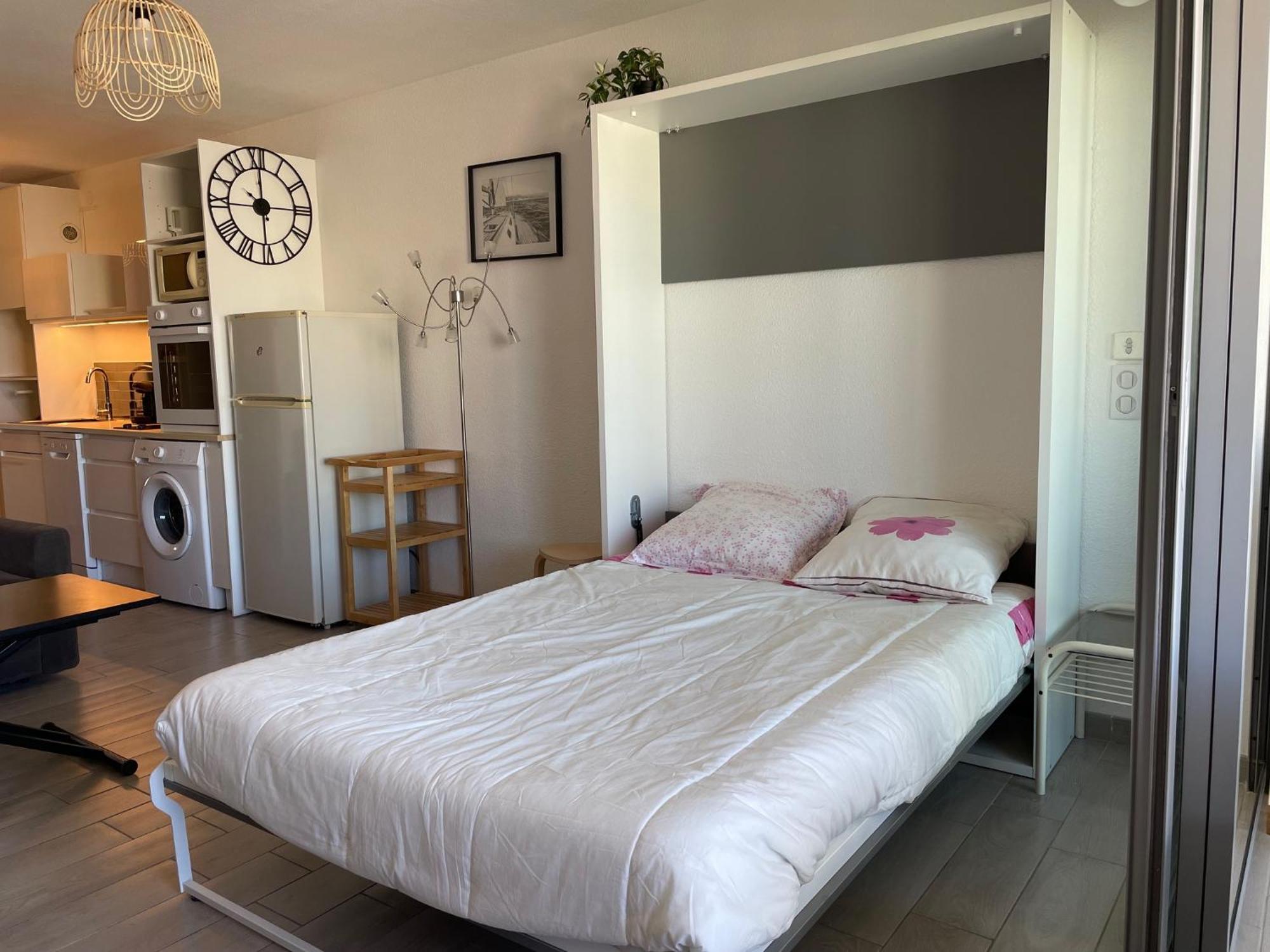 Studio 2-3 Pers Parking Clim Vue Port Et Mer Ла-Гранд-Мот Экстерьер фото